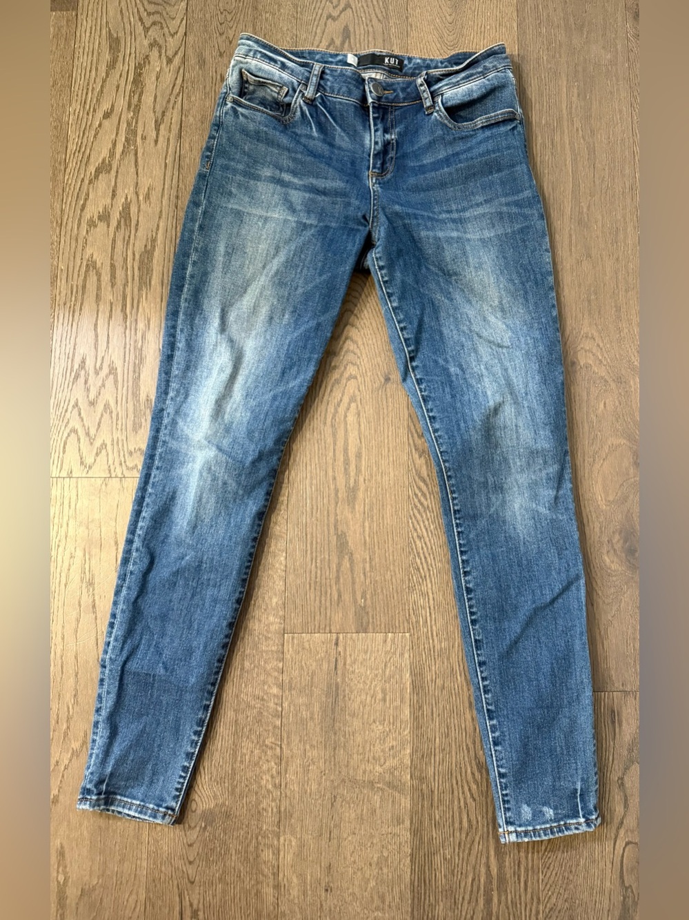 KUT from the Kloth Donna Skinny Medium Blue Jeans